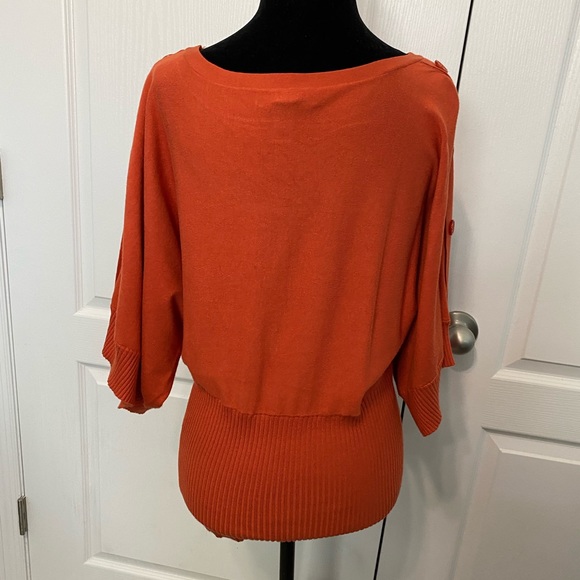 Sweater - Picture 5 of 5